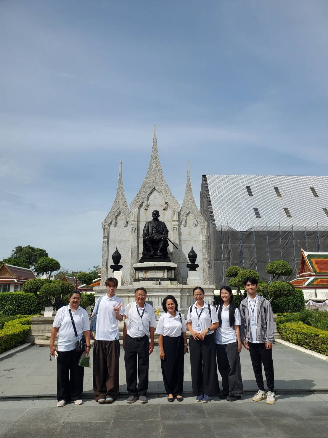 มูลนิธิฯ นำนักศึกษาจากมหาวิทยาลัยแห่งชาติเจิ้งจิ้อ (NCCU), ไต้หวัน ศึกษาเรียนรู้กรุงรัตนโกสินทร์ เรียนรู้พระราชประวัติและพระราชกรณียกิจพระบาทสมเด็จพระนั่งเกล้าเจ้าอยู่หัว