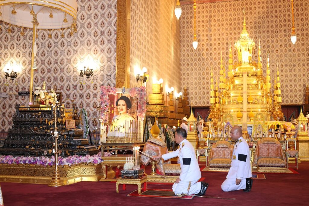 มูลนิธิเฉลิมพระเกียรติพระบาทสมเด็จพระนั่งเกล้าเจ้าอยู่หัวฯ ร่วมเป็นเจ้าภาพบำเพ็ญพระราชกุศลสวดพระอภิธรรมพระบรมศพ สมเด็จพระนางเจ้าสิริกิติ์ พระบรมราชินีนาถ พระบรมราชชนนีพันปีหลวง